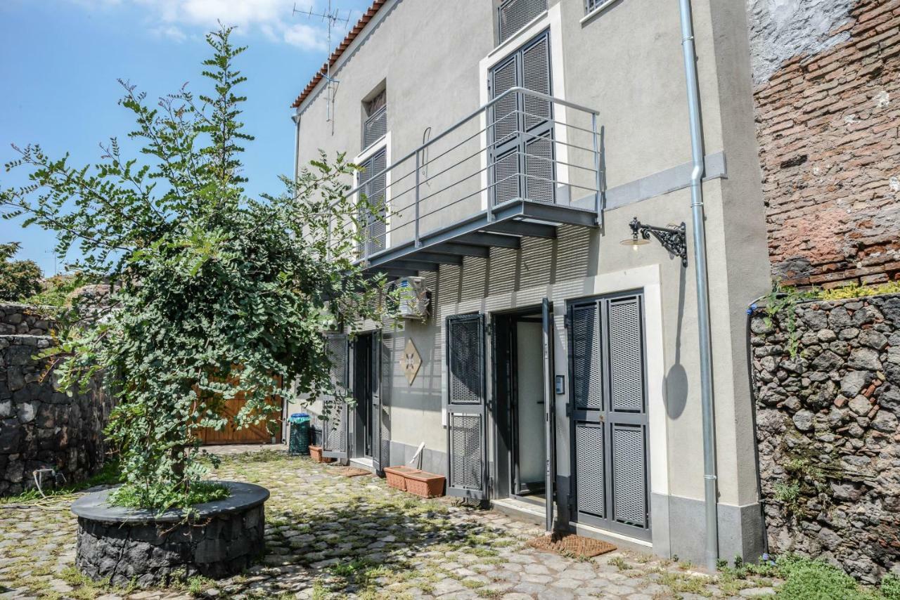 Case Vacanze - Antico Corso Катания Экстерьер фото
